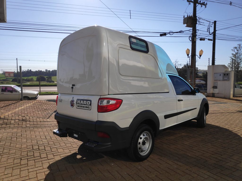 Capota de Fibra para Fiat Strada Carga alta.
